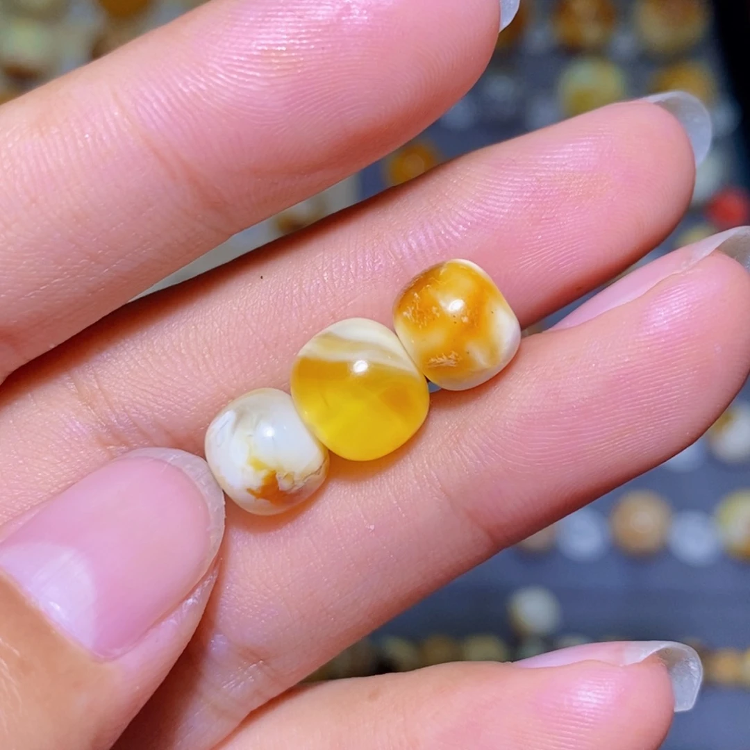 未镶嵌琥珀裸石顺**水琥珀蜜蜡