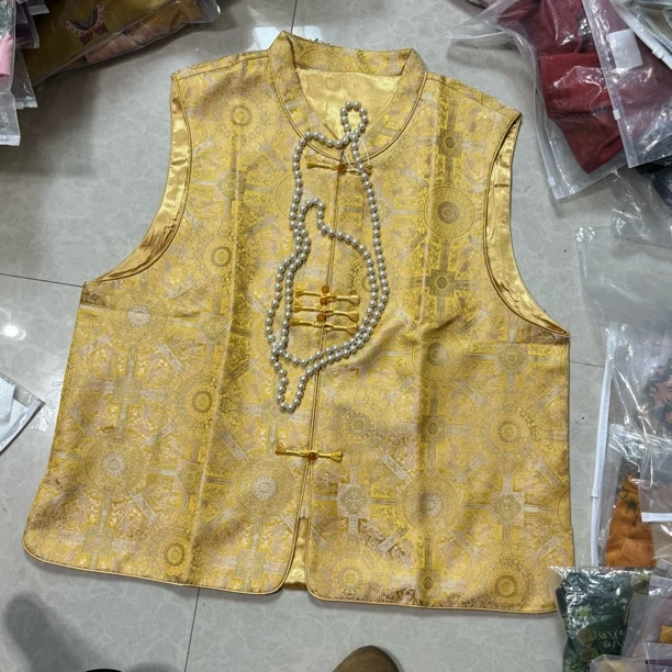 国风中式复古新款金色2025高级背心唐装盘扣上衣提花刺绣马甲女装