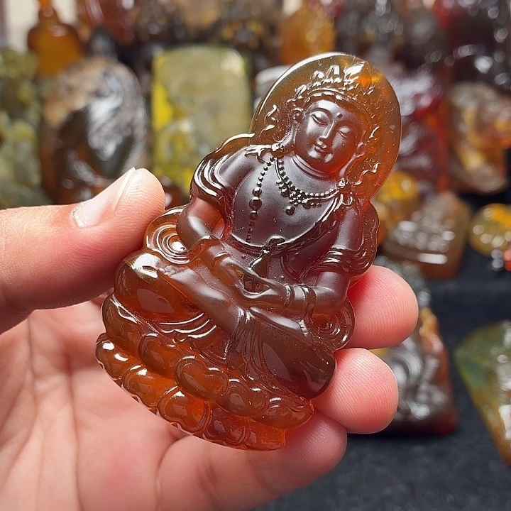 琥珀未镶嵌颈饰105