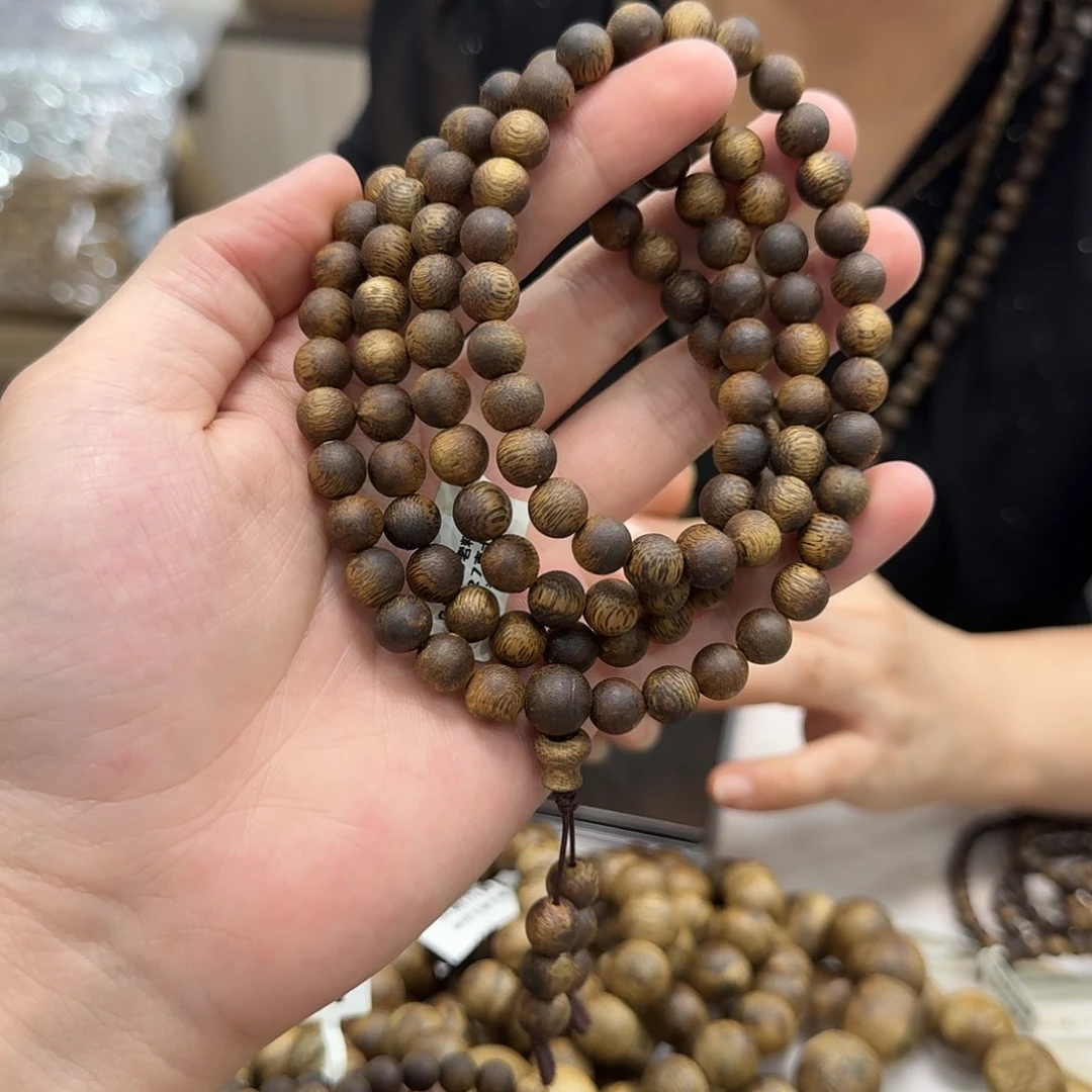 沉香沉香碎屑乌身老料多圈 8m 多样性发一