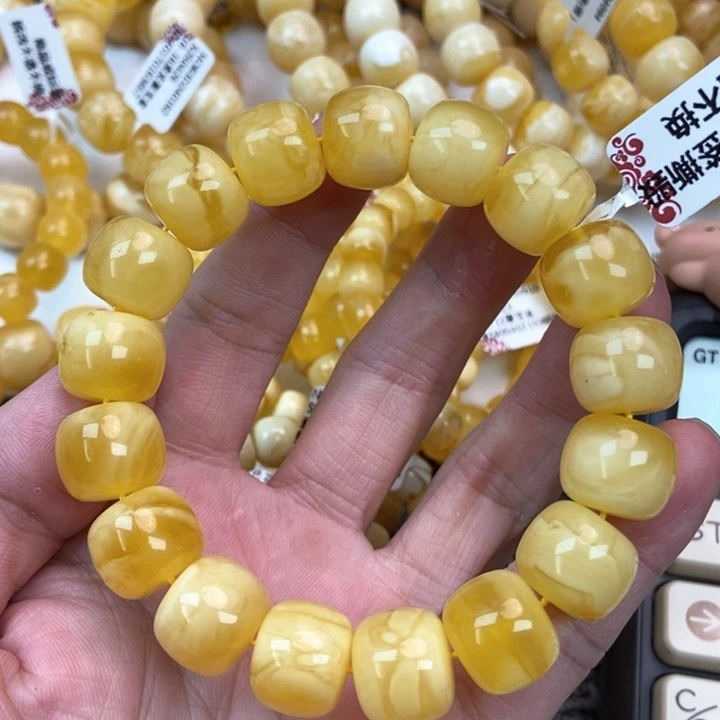琥珀未镶嵌珠宝奇石6