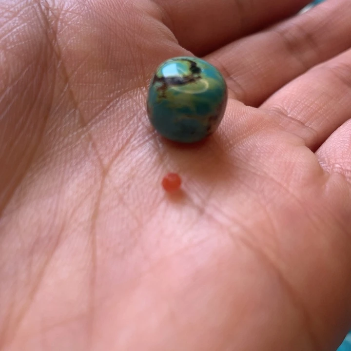 南红玛瑙未镶嵌珠宝奇石