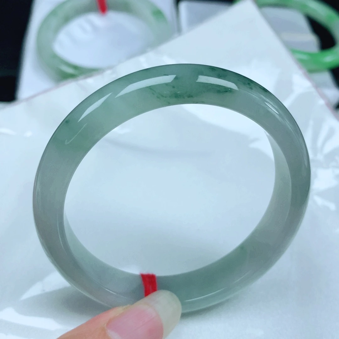 翡翠未镶嵌手镯   编号23 正圈55+