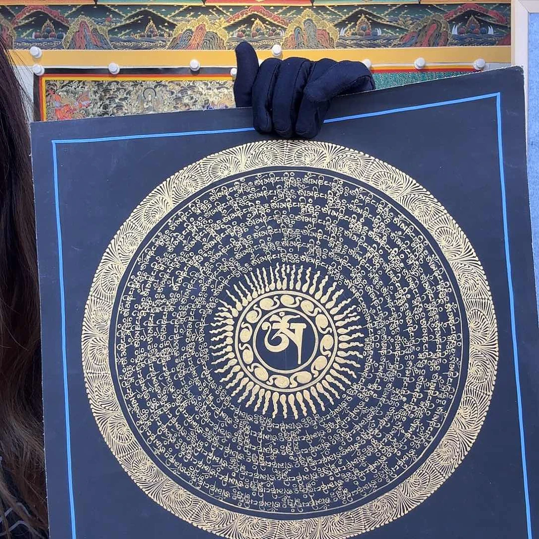 卷轴画纯手绘唐卡六字真言30厘米左右