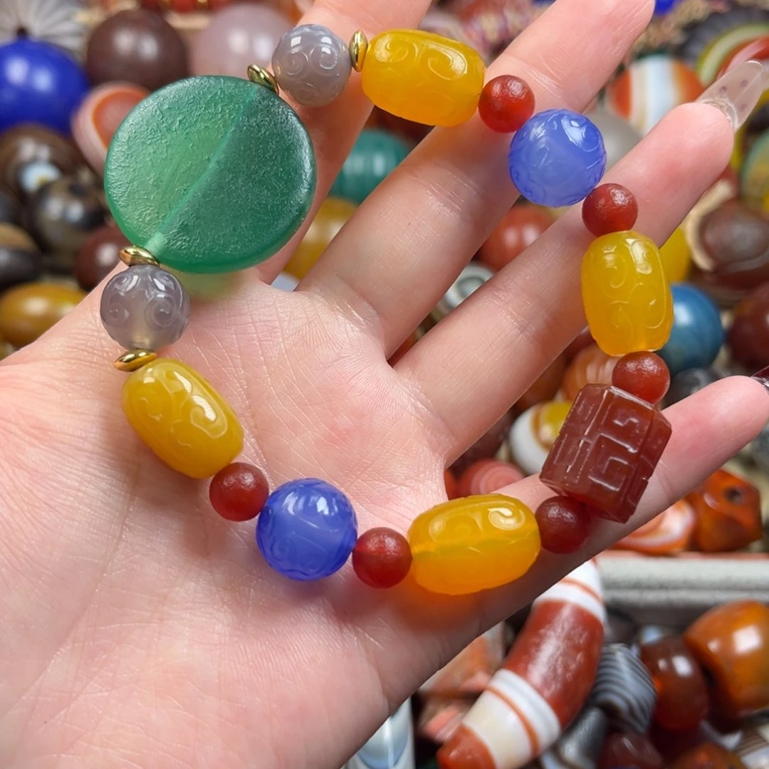 玛瑙/玉髓颈饰未镶嵌