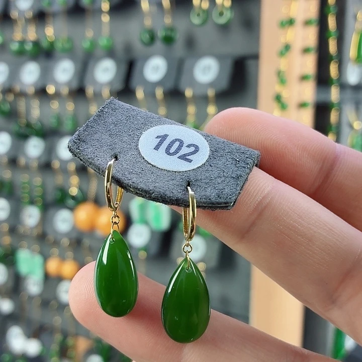 和田玉18K金镶嵌耳饰