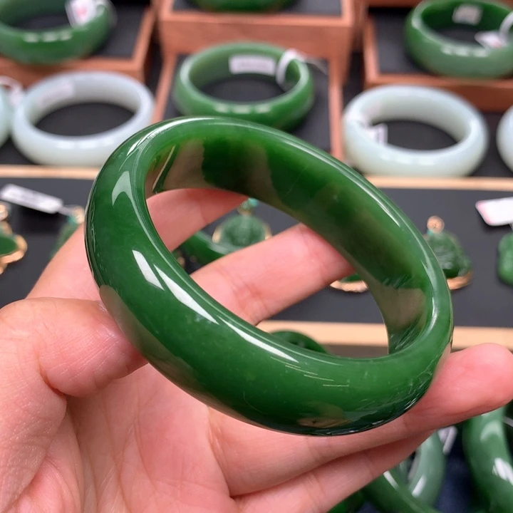 和田玉（碧玉）手镯未镶嵌59