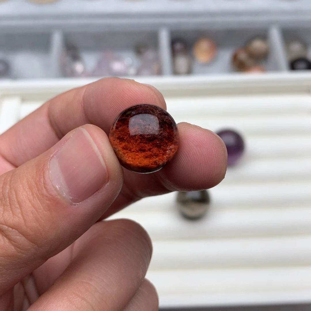 祛***。未镶嵌珠宝半成品水晶