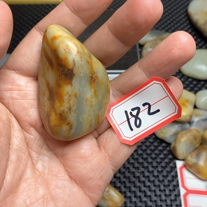 未镶嵌和田玉把件182