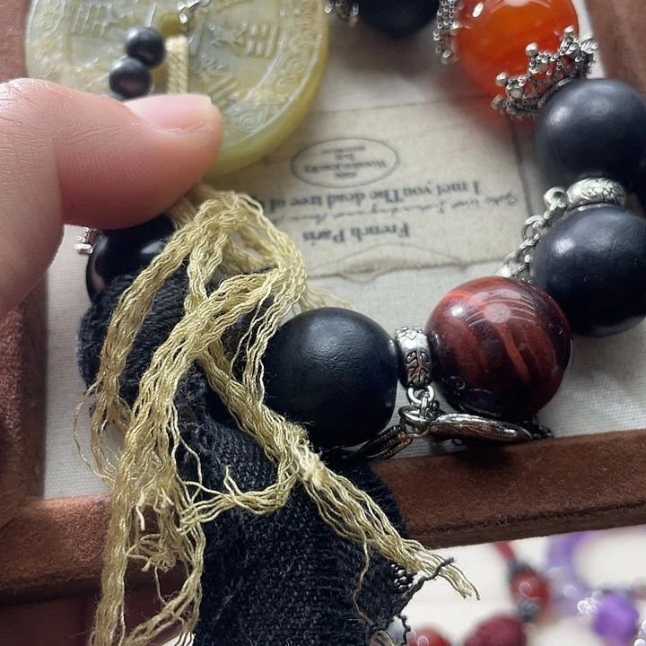 木质设计款手链手串