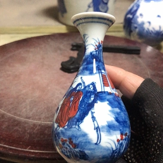 汪***俊瓷陶瓷的设计师是不是很