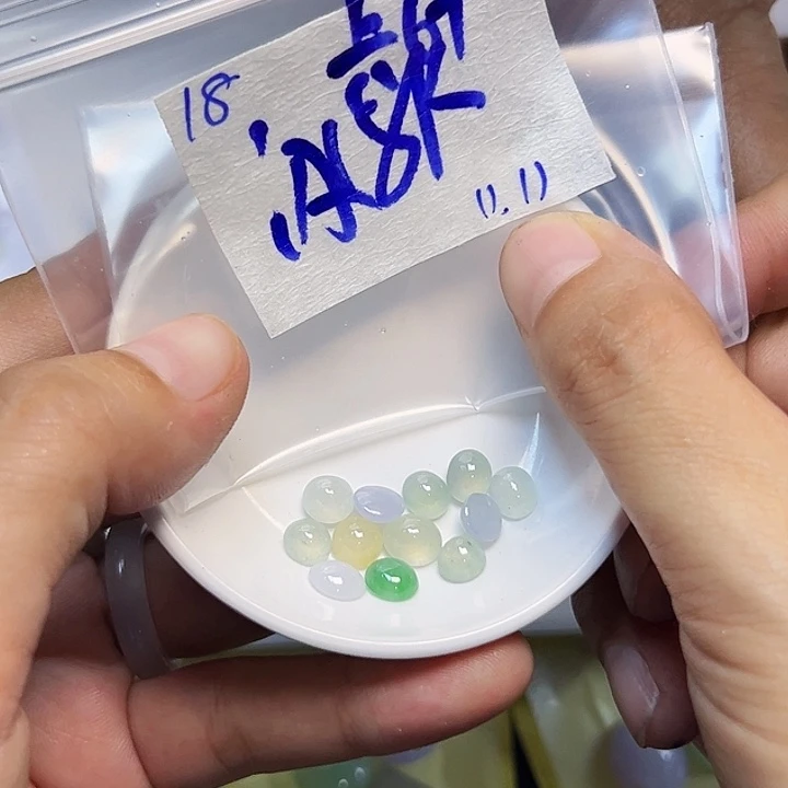 未镶嵌定制翡翠不