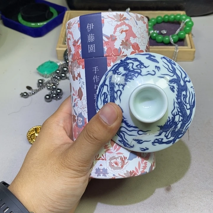 瓷片哈哈哈哈哈哈哈哈哈哈哈