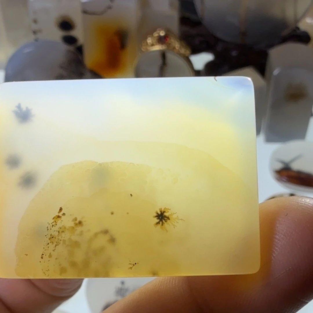 玛瑙/玉髓未镶嵌珠宝半成品