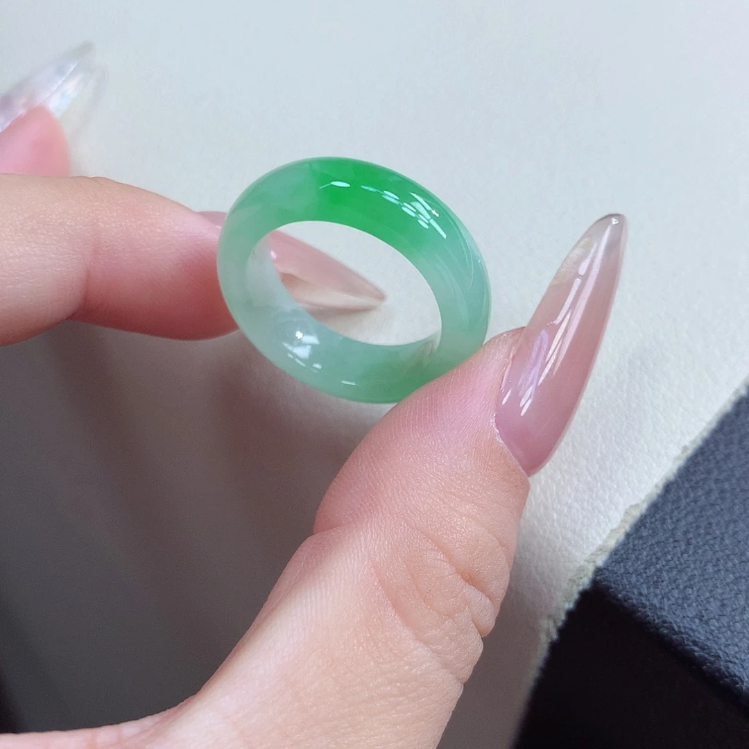 翡翠未镶嵌戒圈15号