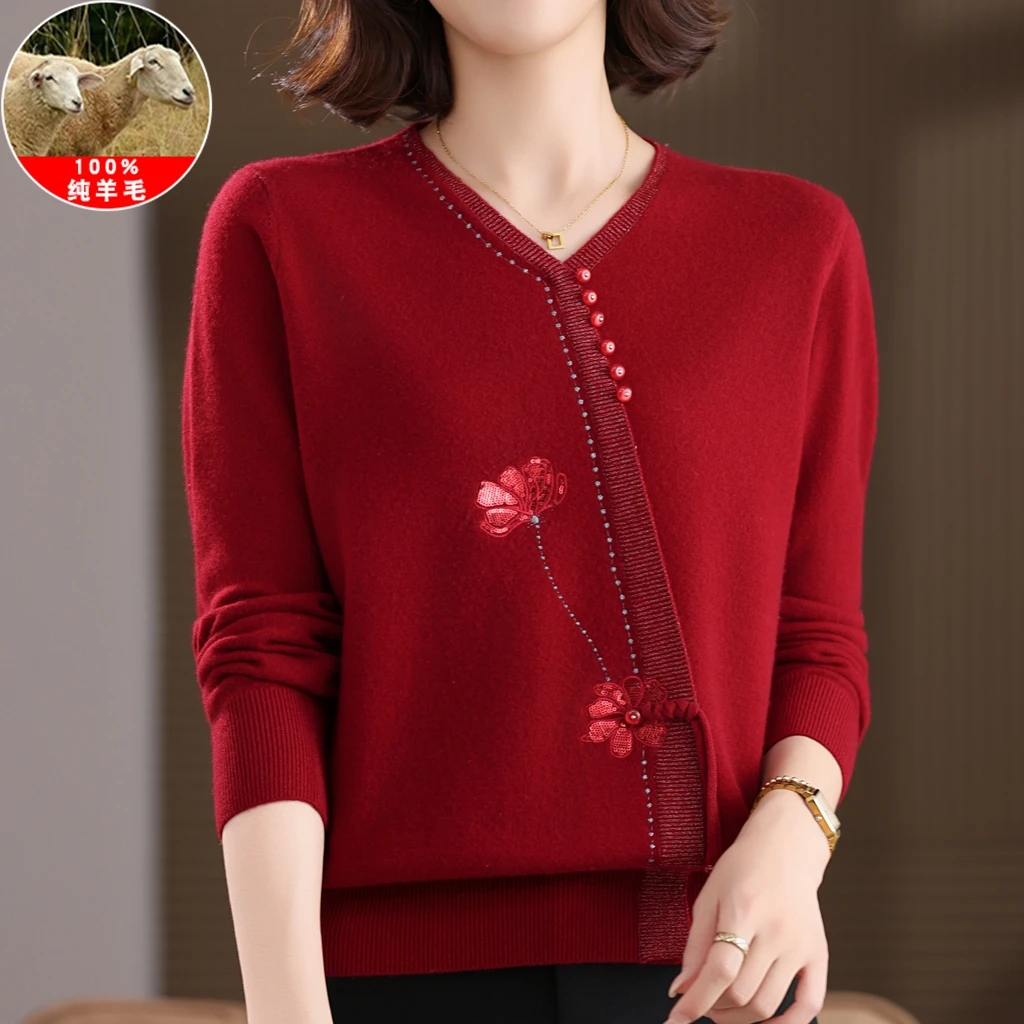 妈妈套头纯羊毛衫女V领秋冬毛上衣新中式中老年女红色薄款打底衫