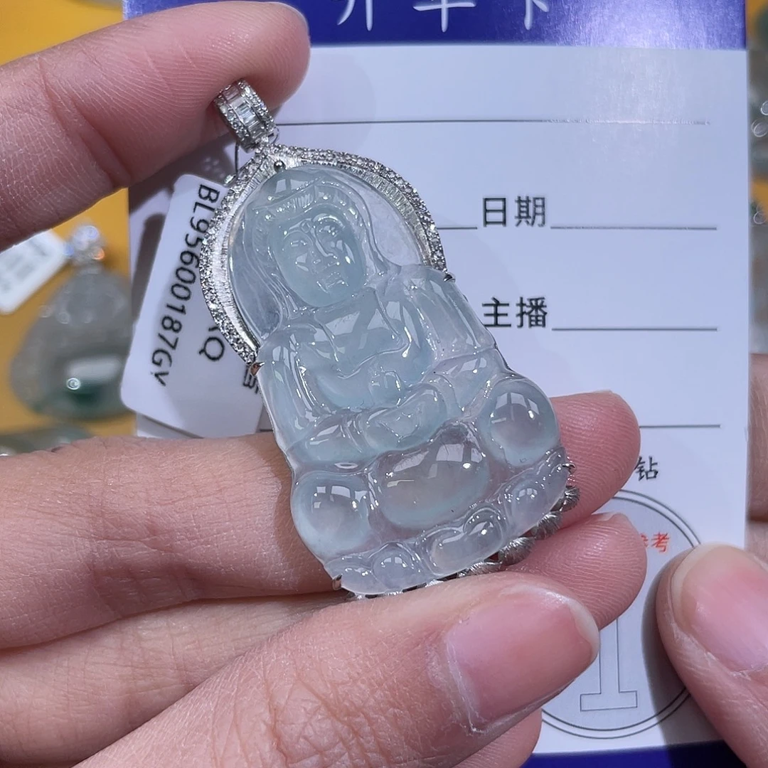 火***凰翡翠18K金镶嵌颈饰观音