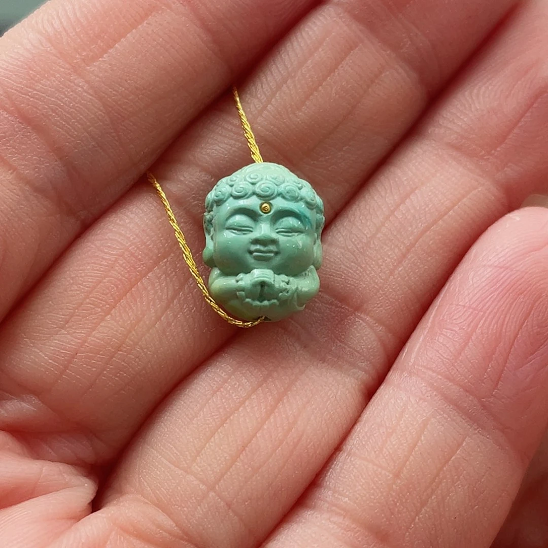 绿松石颈饰未镶嵌
