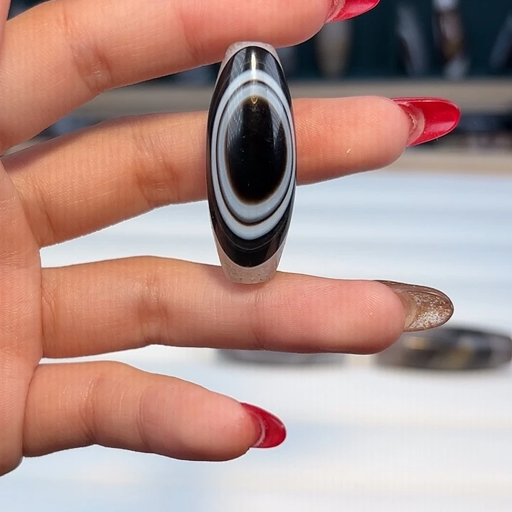 江***墙玛瑙/玉髓合金珠宝奇石