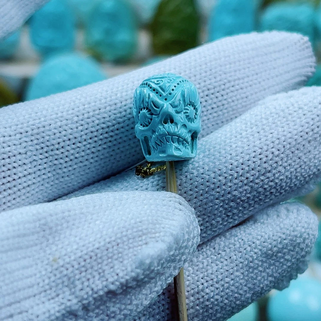 绿松石未镶嵌珠宝奇石