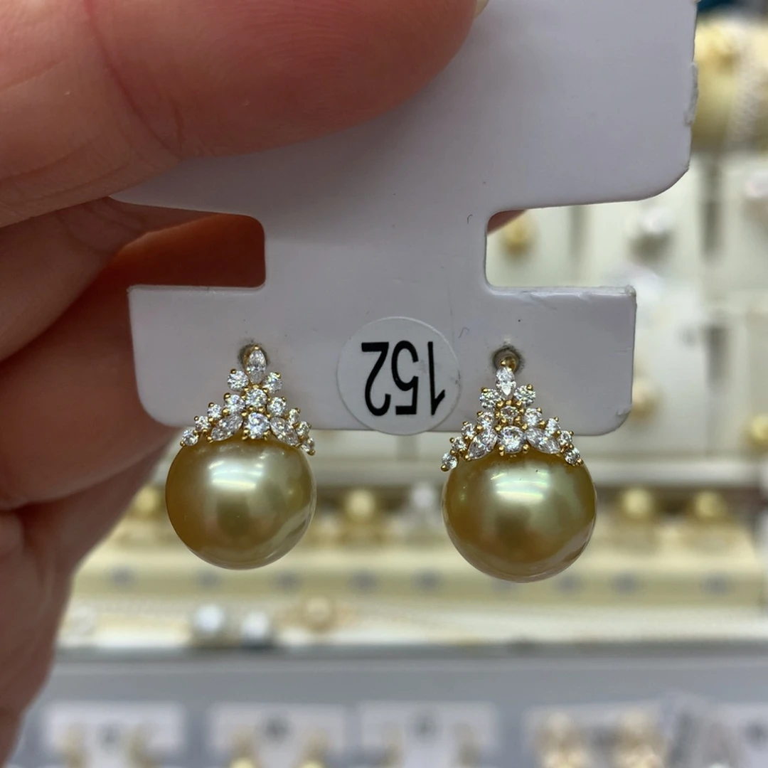 海水珍珠耳饰18K金镶嵌