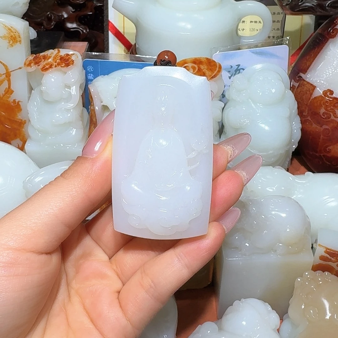 未镶嵌和田玉把件