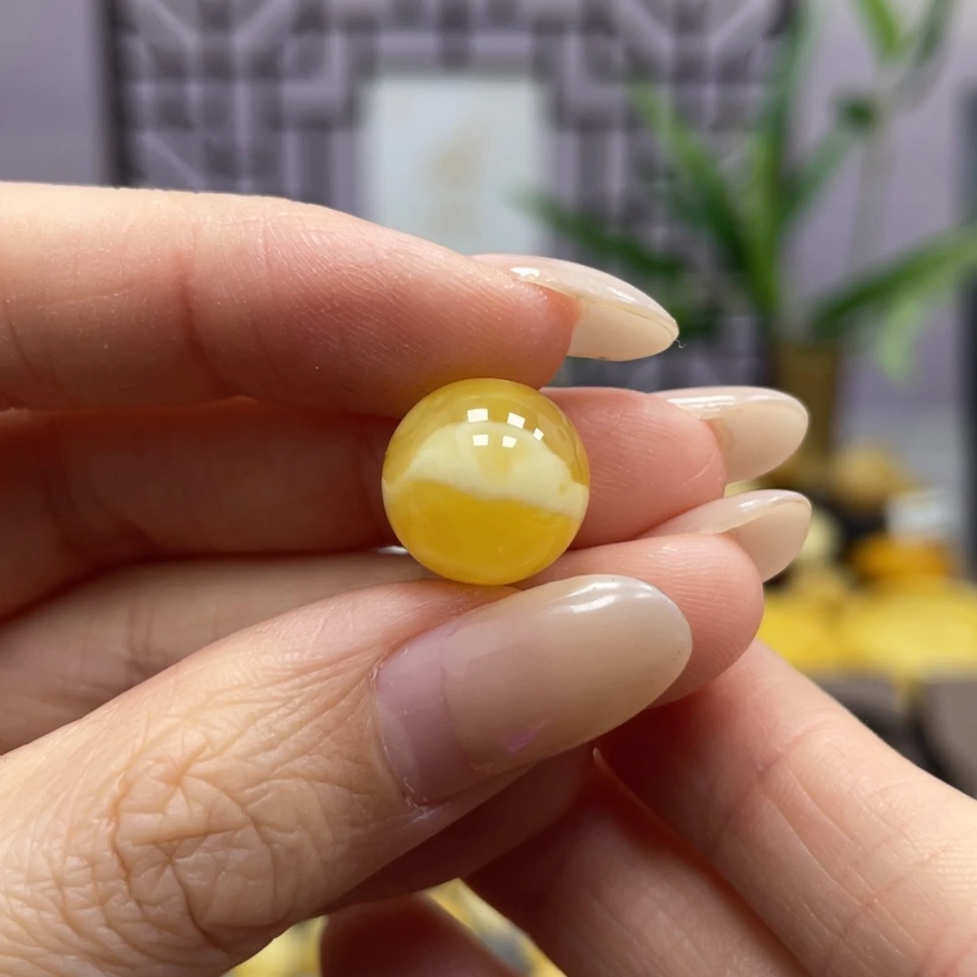琥珀裸石未镶嵌12.5mm微瑕