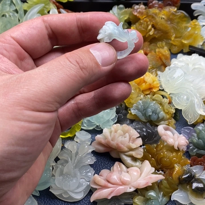 蛇纹石玉合金颈饰