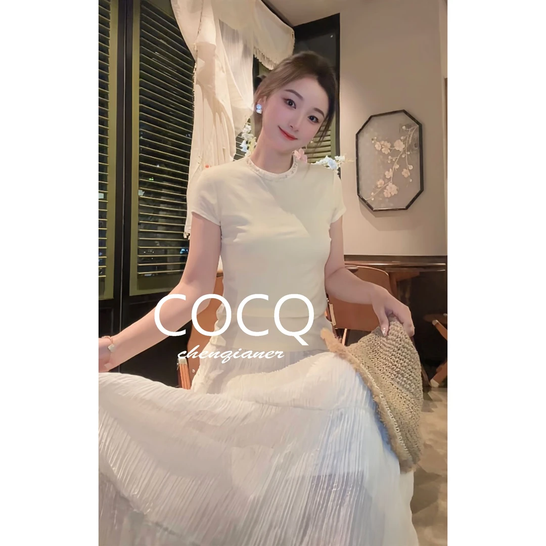 【瘦瘦T】重工圆领钉珠简约短袖T恤