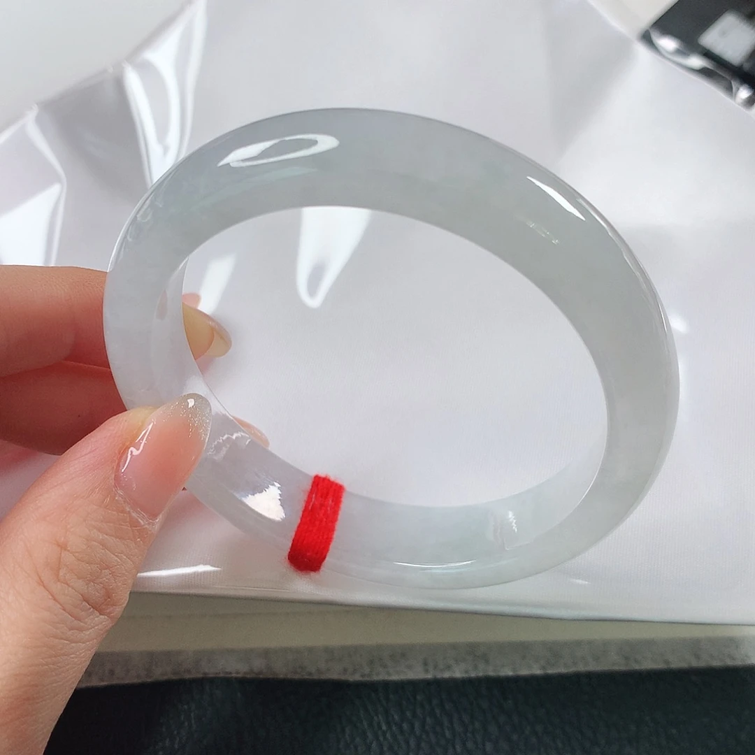 翡翠手镯未镶嵌 正圈①①③