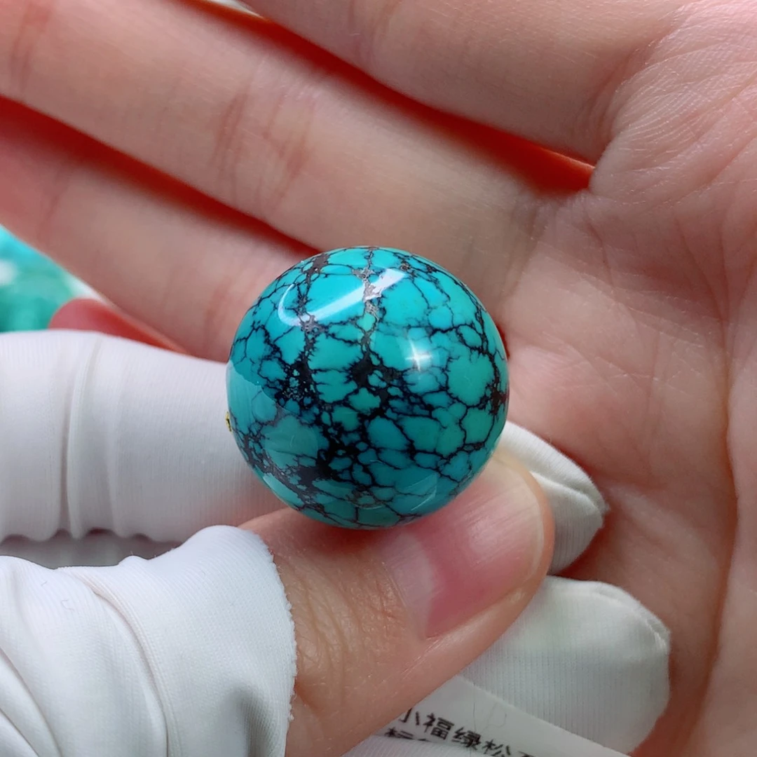 未镶嵌绿松石颈饰