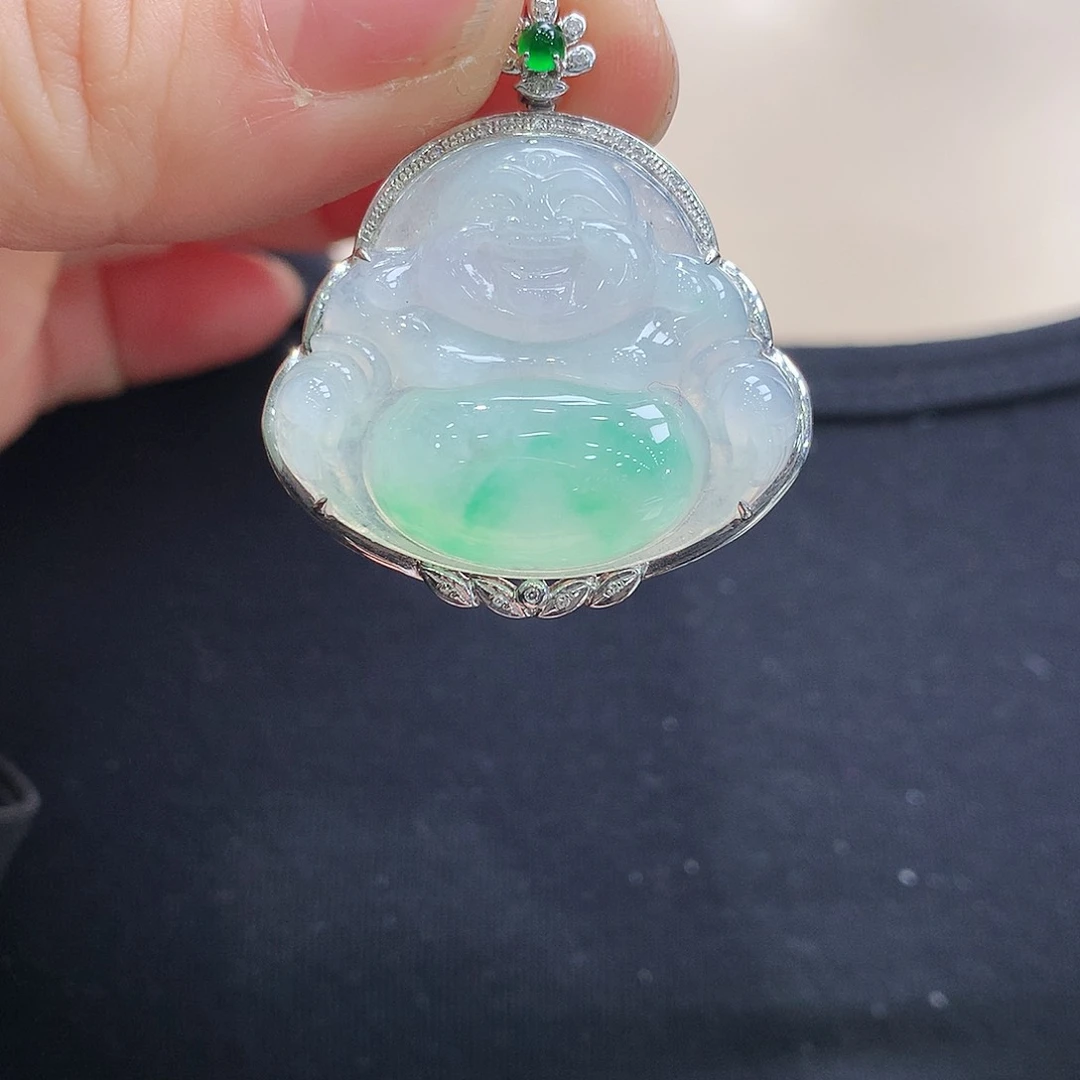 翡翠颈饰18K金镶嵌佛公