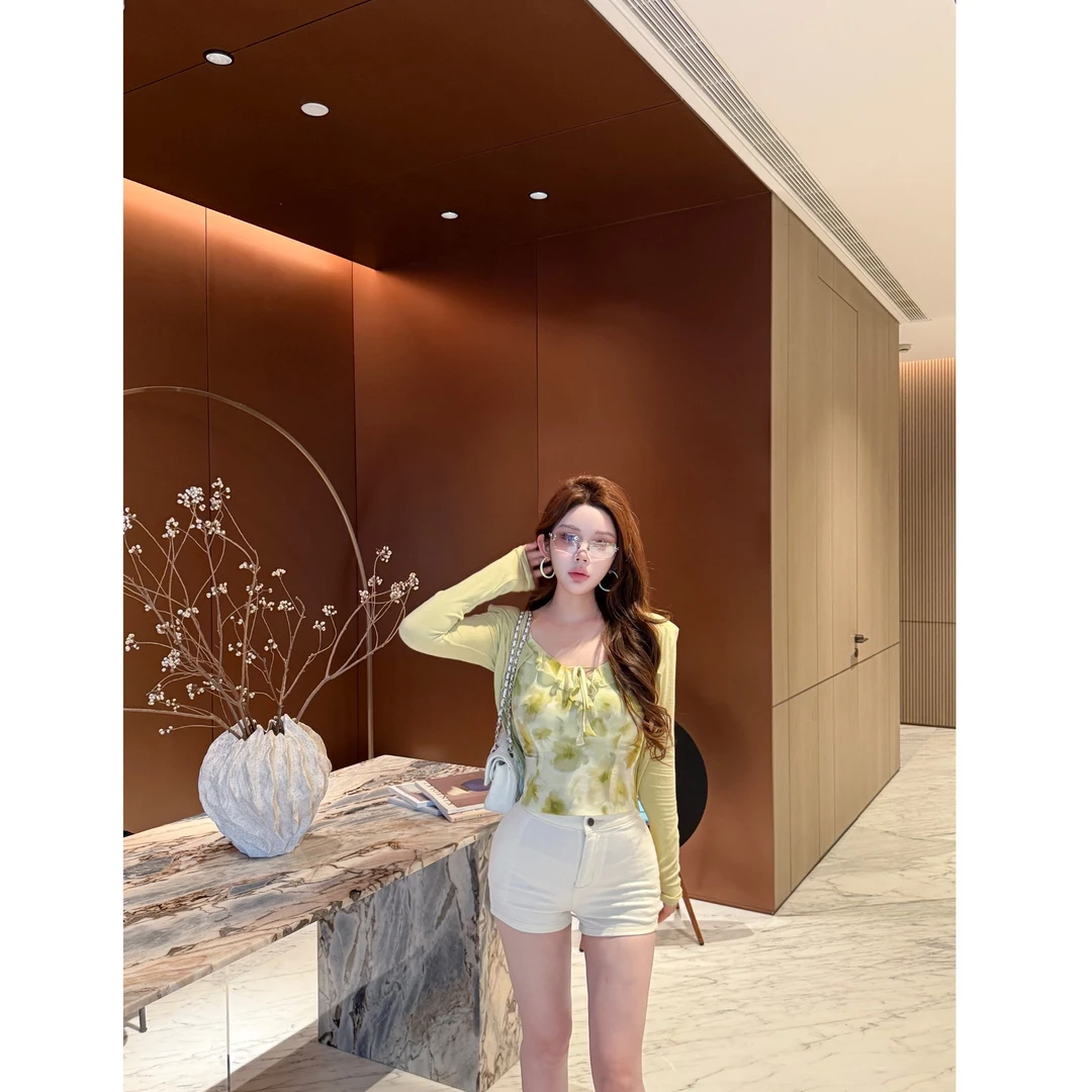 媛媛【黄玫瑰】法式气质显瘦夏季新款薄款上衣背心#D0896