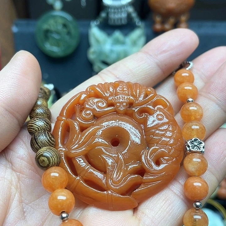 未镶嵌蛇纹石玉颈饰