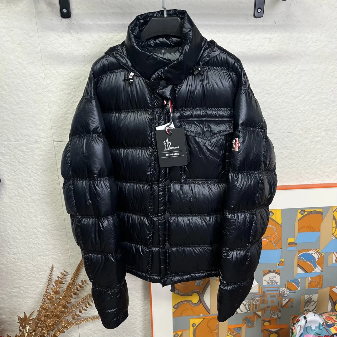 未使用 MONCLER SS23胸口大口袋滑雪系列羽绒服/6码/2510207