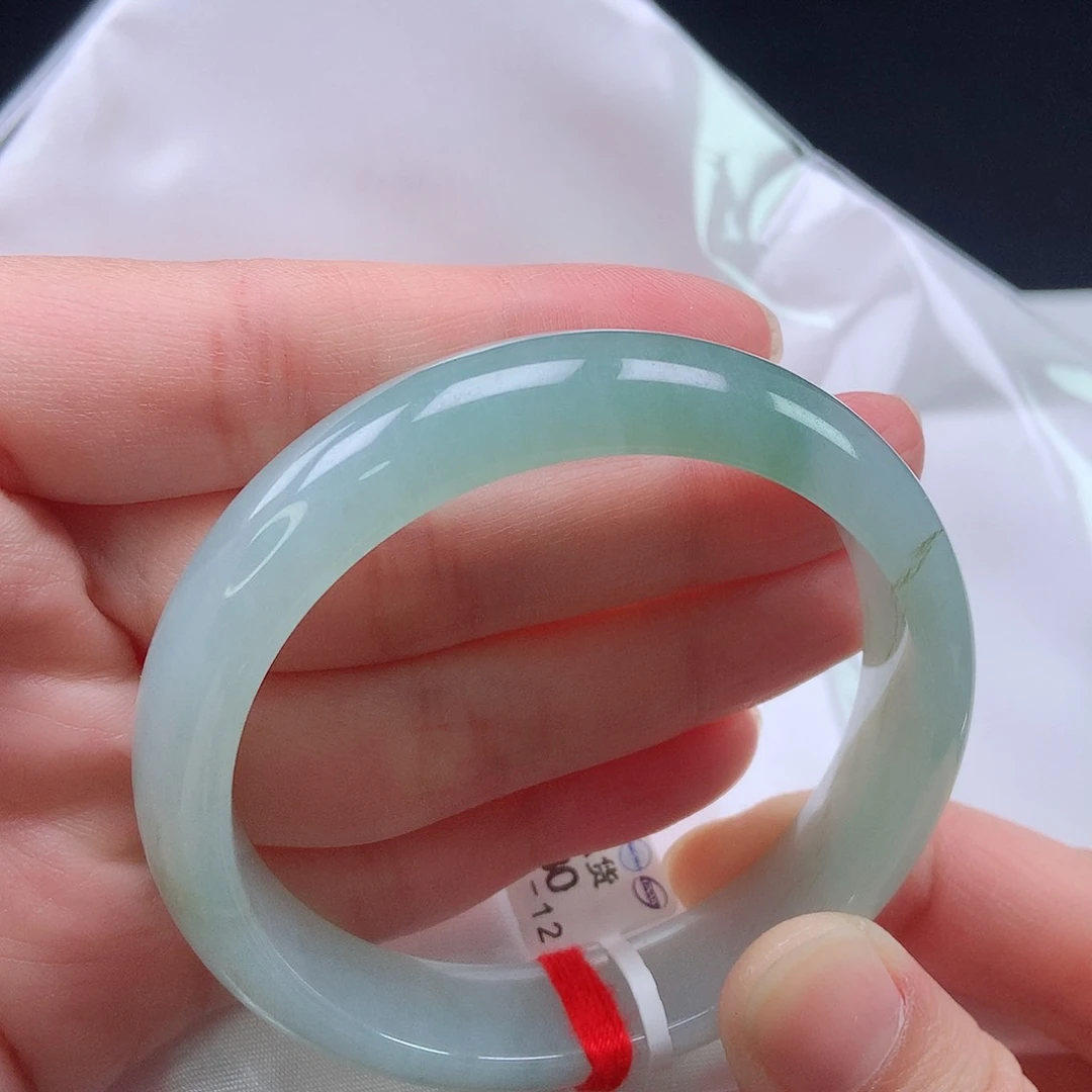 翡翠手镯未镶嵌55正圈