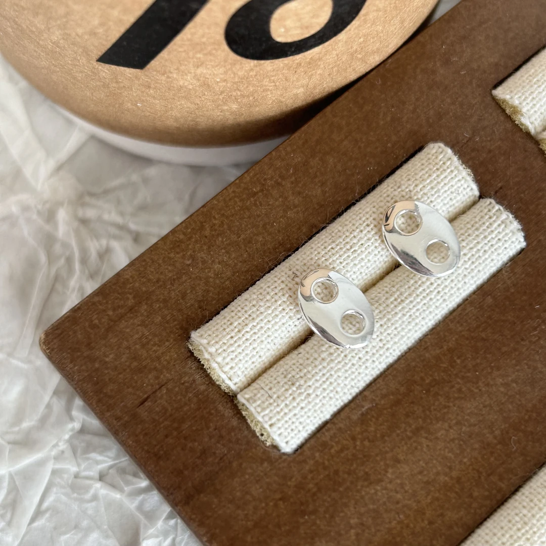 925银耳饰 韩国ins风时尚百搭气质简约 横猪鼻子耳钉