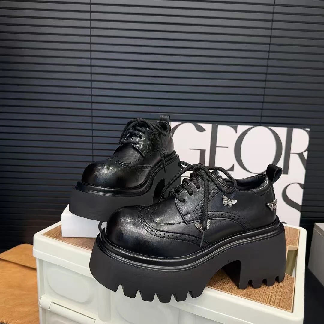 2025早春新款时尚百搭圆头黑色厚底松高底小个子系带乐福鞋