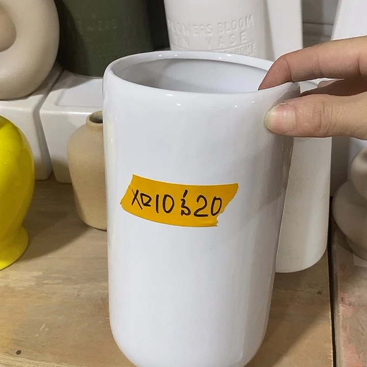 摆件陶盆有孔 瑕疵介意勿