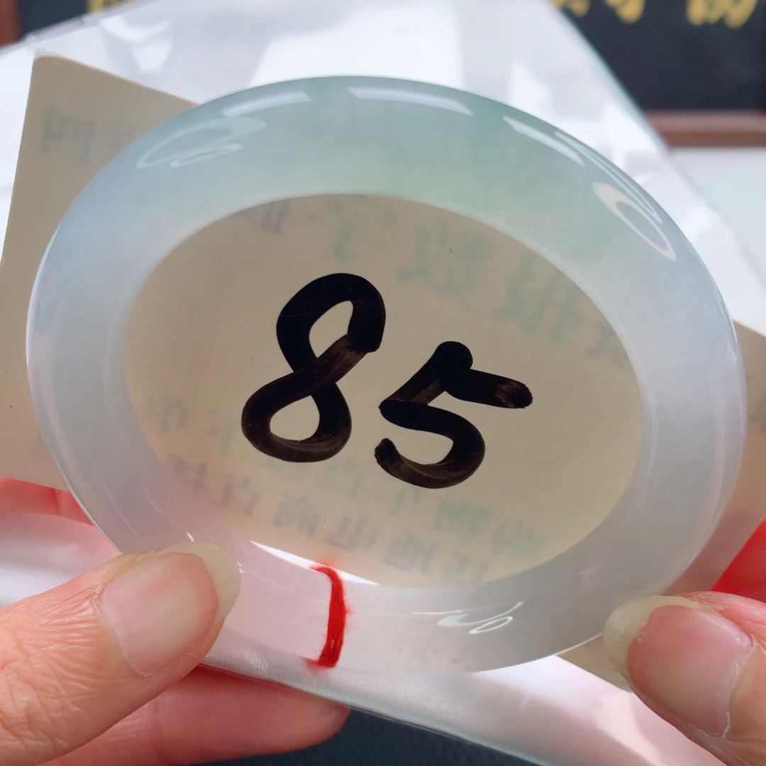 未镶嵌手镯（圆镯）翡翠源头冰胶晴水完整