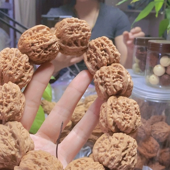 【闪购商品】文玩核桃把件35千佛山手持