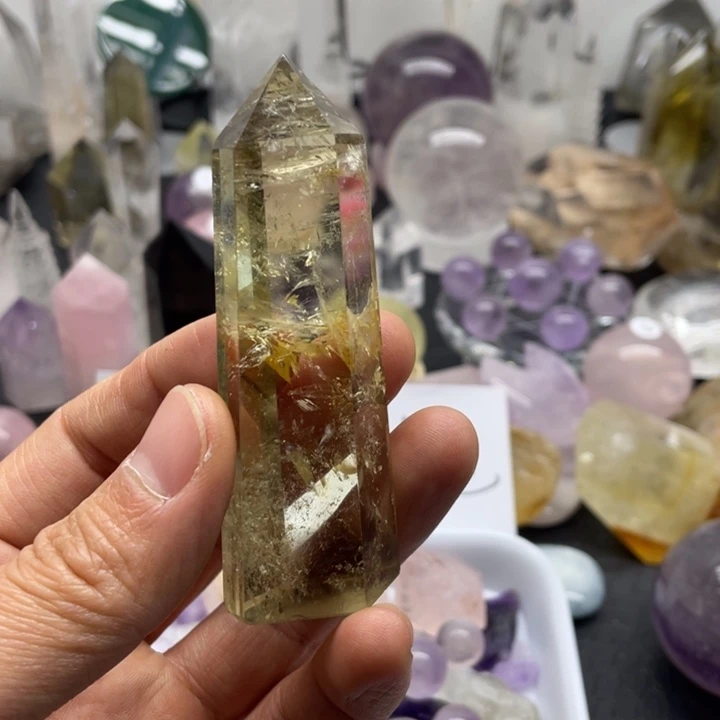 水晶37未镶嵌黄水晶柱