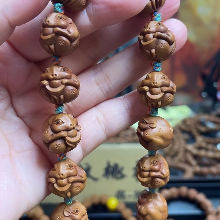 手串/手链橄榄核龙纹
