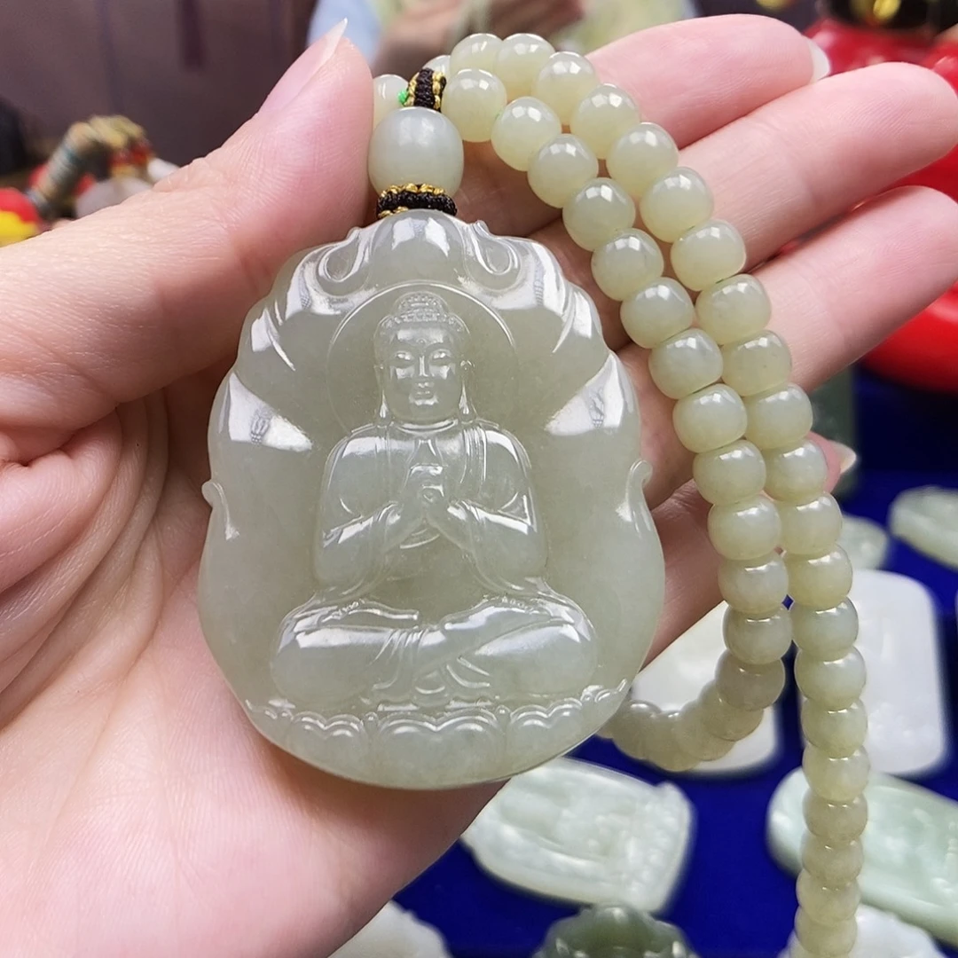 和田玉未镶嵌颈饰004属羊和猴佩戴大日如来