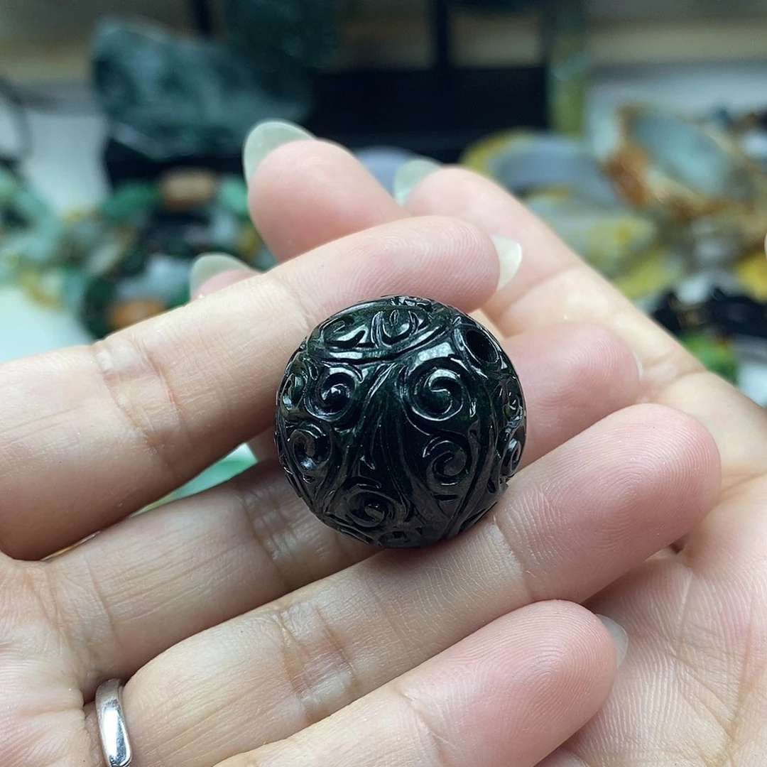 翡翠未镶嵌颈饰君*花球