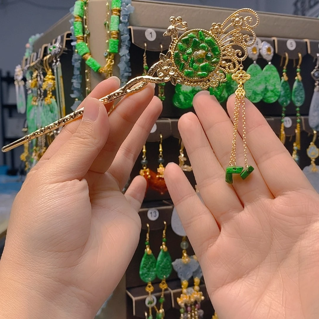 颈饰未镶嵌翡翠翡翠