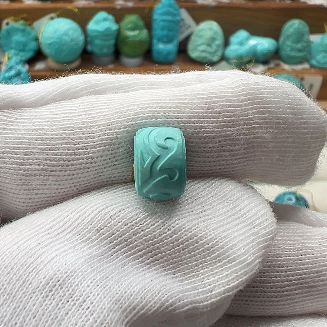 绿松石配饰未镶嵌