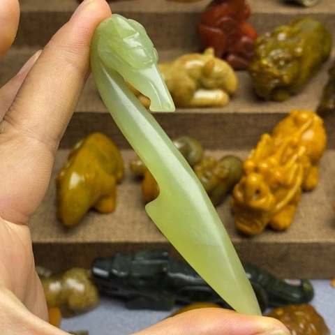 蛇纹石玉未镶嵌颈饰83