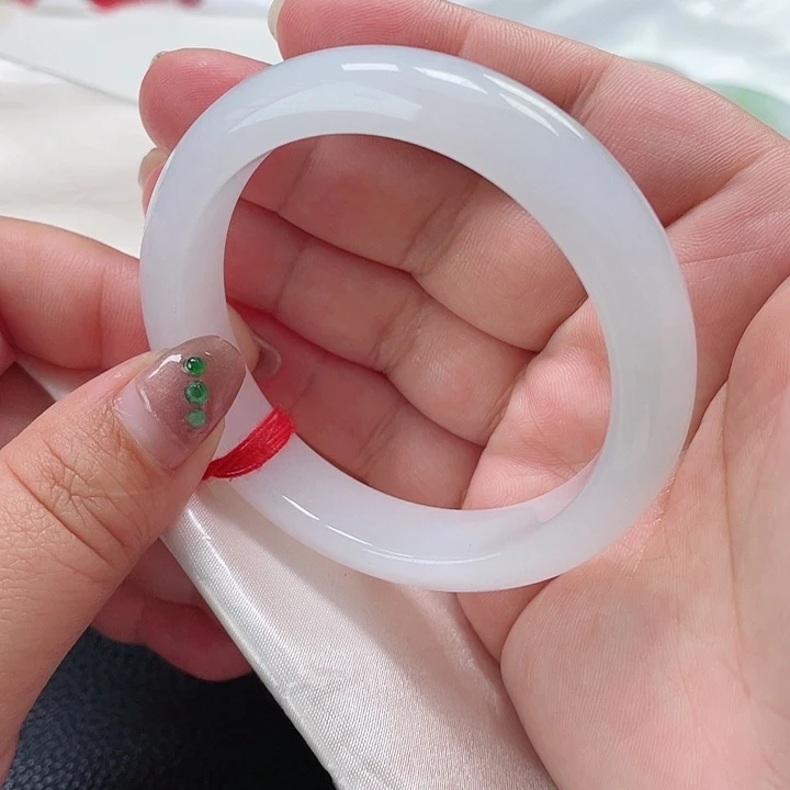 翡翠手镯未镶嵌缅甸翡翠手镯55圈