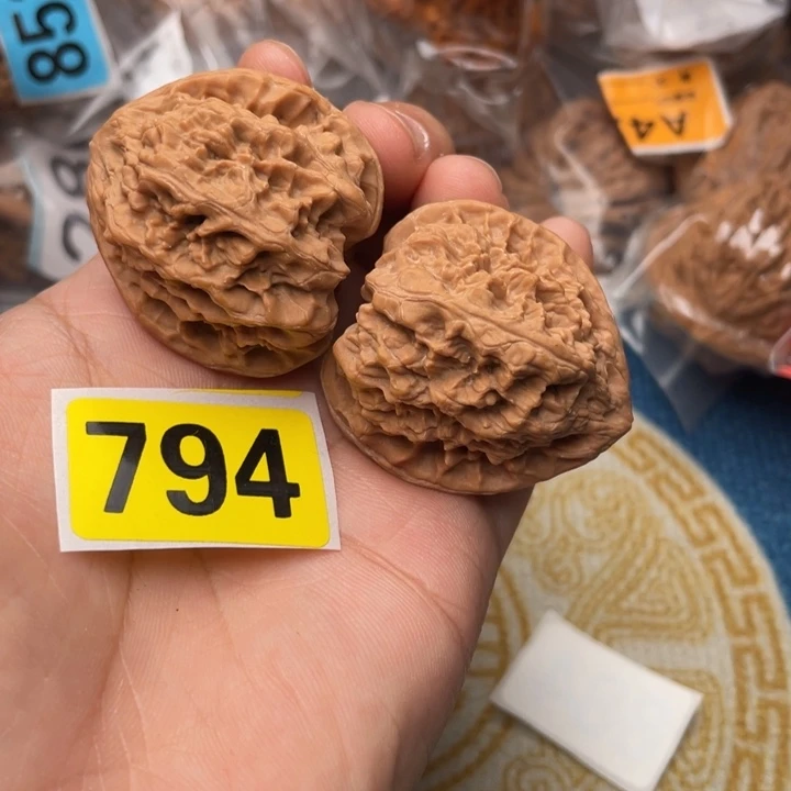 文玩核桃把件核桃